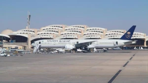 الطيران المدني يعلن تعرض مطار الملك خالد بالرياض لاعتداء جديد عصر اليوم الأحد ووقوع إصابات