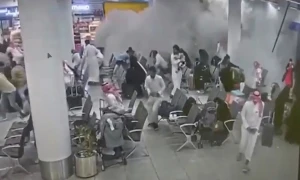 التحالف ينشر ‏فيديو لحظة اعتداء  ميليشيا الحوثي الإرهابية على مطار أبها الدولي