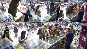 بالفيديو.. مسلحون من ميليشيا الحوثي يقتحمون محلًا تجاريًا في تعز وينهبون محتوياته تحت تهديد السلاح