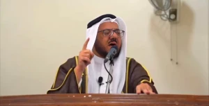 «خذل الله من خذل السعودية».. بالفيديو: خطيب كويتي يؤكد أن الوقوف مع المملكة حق وواجب ويستحضر موقف الملك فهد إبان الغزو العراقي
