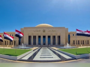 مجلس النواب المصري يعقد جلسة عامة غداً بعد طلب السيسي تفويضاً لدعم السعودية
