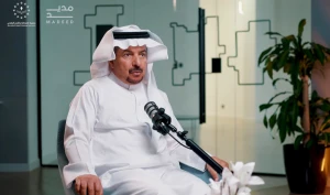 بالفيديو: رجل أعمال سعودي يعلن اعتماد هيئة الغذاء والدواء علاجًا للسرطان مستخلصًا من بول الإبل ويُباع على هيئة شراب!