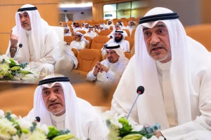 وزير الداخلية الكويتي يكشف تفاصيل قضية غسل أموال ب 70 مليون دينار..  وقصة صاحب شركة دفع  راتب زوجته وترك 17 عاملًا بلا أجور