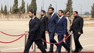 بالفيديو.. لحظة استقبال أحمد الشرع لـ "علي الزيدي" بمطار دمشق في أول زيارة لرئيس وزراء عراقي إلى سوريا بعد سقوط بشار