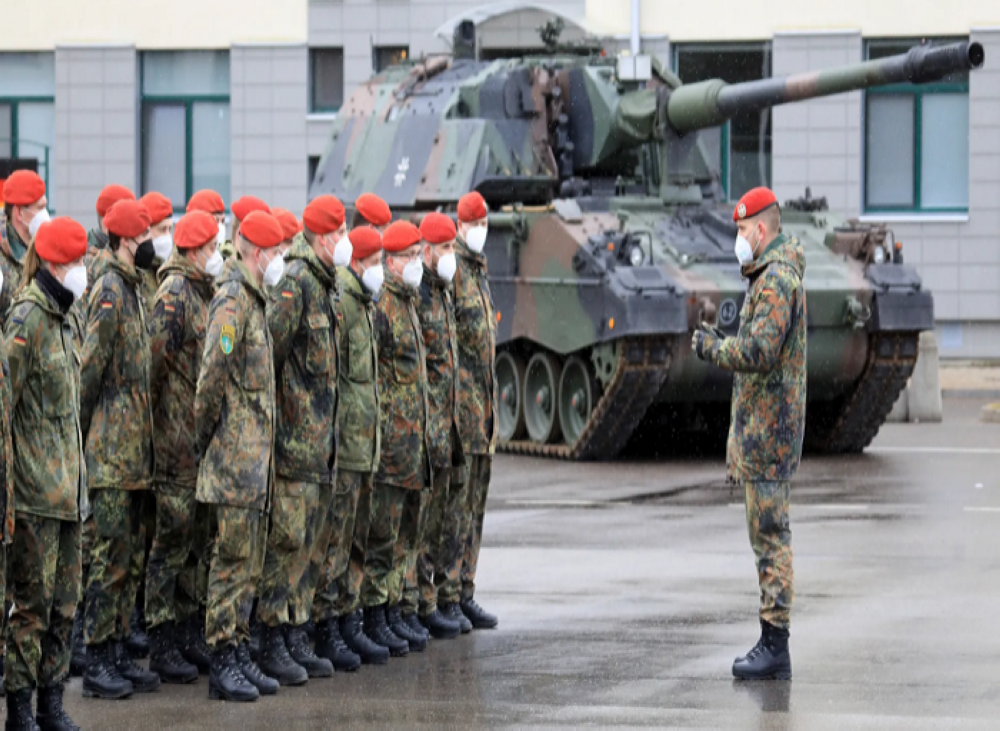 أول رد من "الناتو " على إعلان بوتين تنفيذ عملية عسكرية داخل الأراضي الأوكرانية