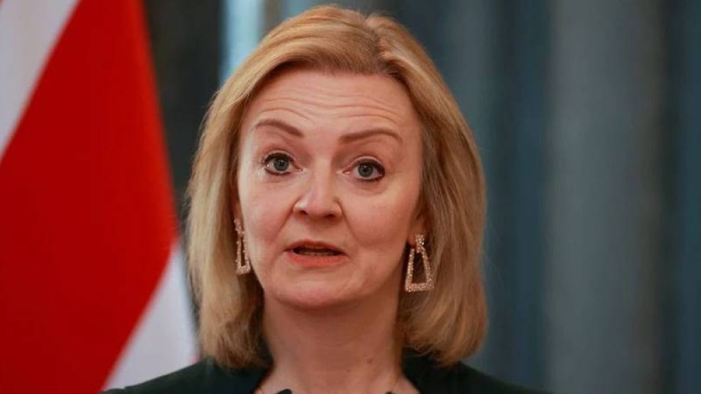 تصريح غريب ومفاجئ لوزيرة الخارجية البريطانية بشأن محاربة القوات الروسية المتواجدة في أوكرانيا!