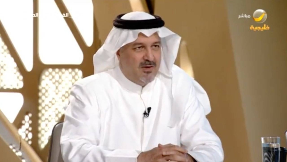 شاهد: الأمير بندر بن خالد يروي قصة عرض منحه الجنسية البريطانية في سن الشباب.. وردة فعل والده
