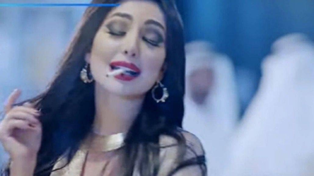 شاهد: مسلسل "من شارع الهرم إلى" الكويتي يثير الغضب في مصر.. والسبب "راقصة"