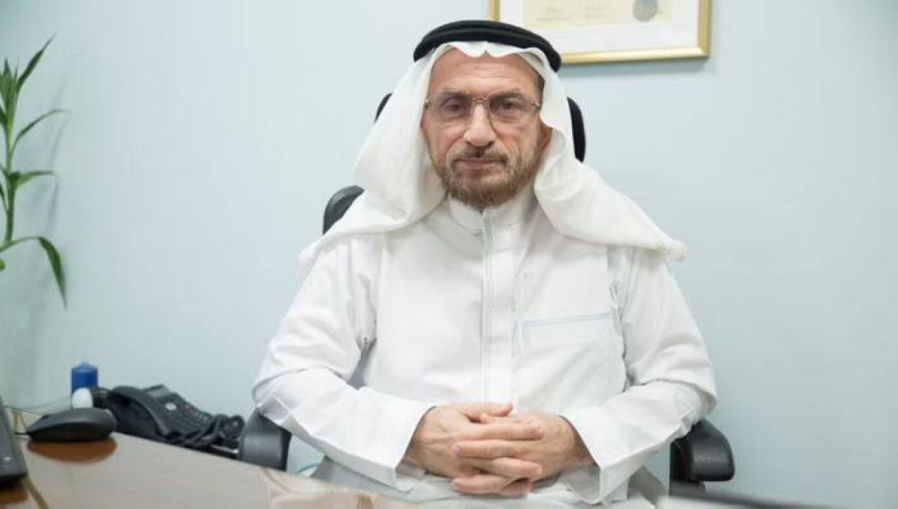 طبيب يحذر من عمل "المساج" الذي يُخرج الهواء من الجسد.. ويكشف مدى خطورته