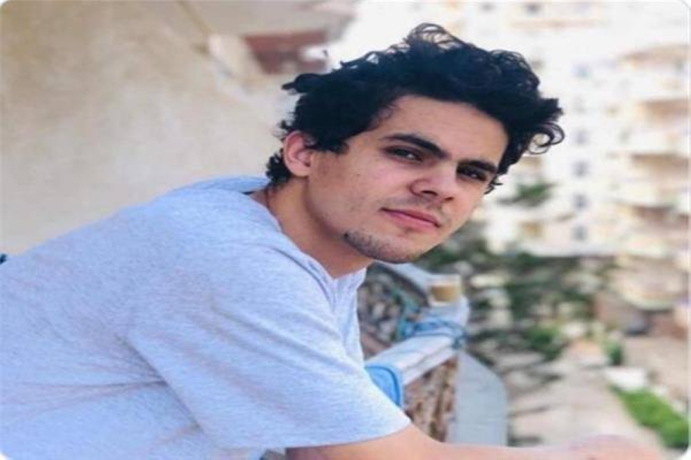 مصر .. تفاصيل قتل طالب حرقاً بسبب تهجمه على فتاة في منزلها