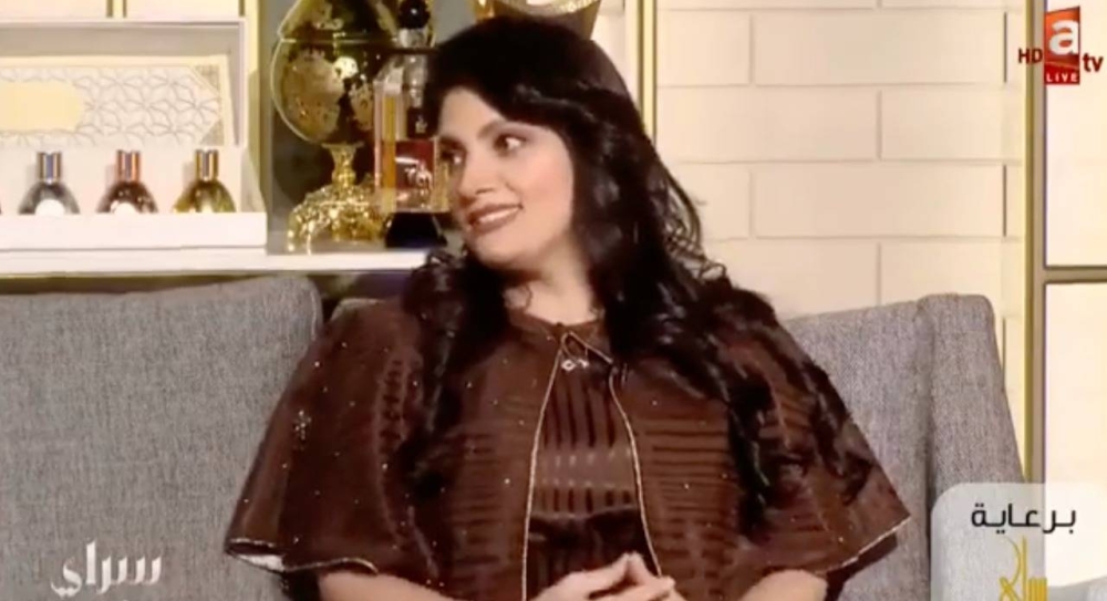 شاهد .. الفنانة السعودية يامور لأول مرة  تكشف عن اسم قبيلتها وجنسية والدتها