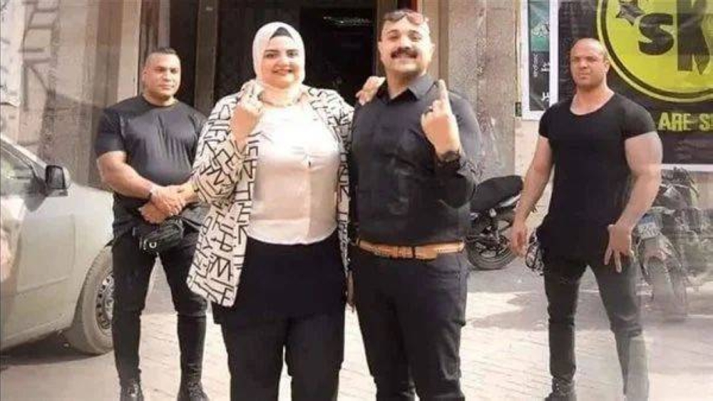 أول تعليق لمدرسة الأحياء المصرية بعد إخلاء سبيلها " أنا عروسة جديدة وباكل عيش "