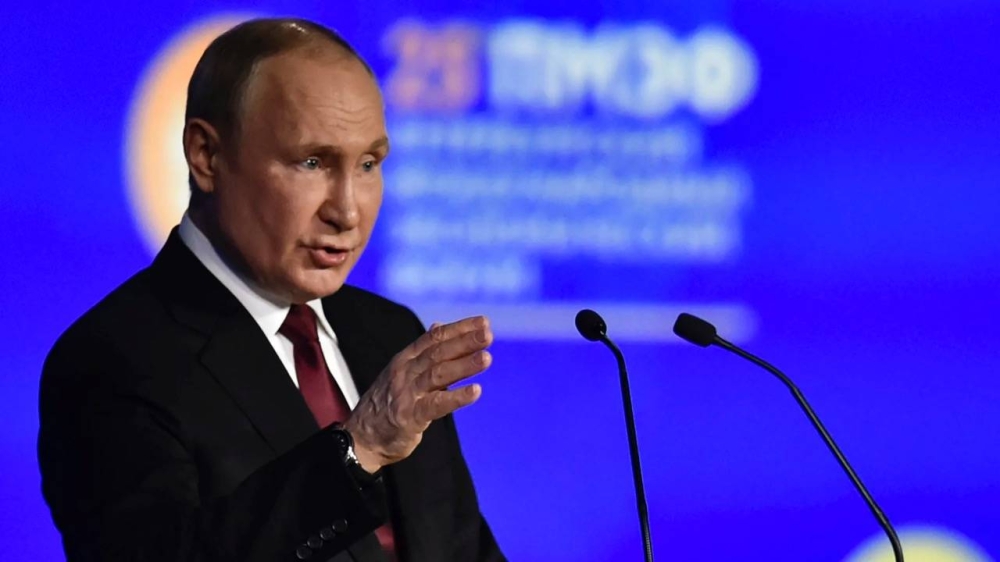 بوتين: قوة أمريكا العظمى في العالم اقتربت من نهايتها