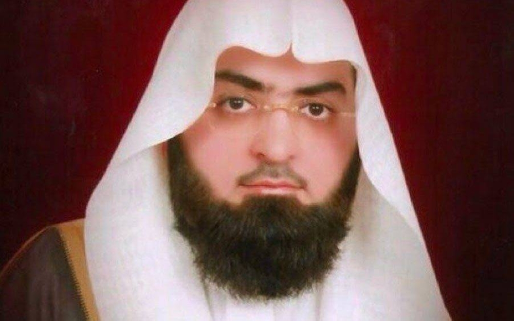 وفاة إمام المسجد النبوي السابق ومسجد القبلتين الشيخ محمود خليل