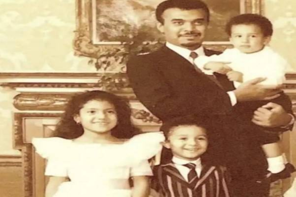 شاهد: صورة نادرة للأميرة "ريما بنت بندر" في عمر 8 سنوات.. والكشف عن مناسبتها وتاريخ التقاطها