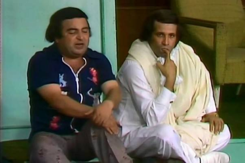 فنان مصري شهير يهاجم مسرحية العيال كبرت بعد 42 سنة على عرضها:كارثة بكل المقاييس!