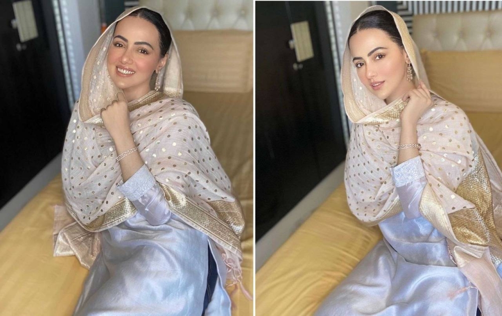 الفنانة الهندية  "سنا خان" تكشف عن  الحلم  الذي تسبب  باعتزالها وارتداء الحجاب