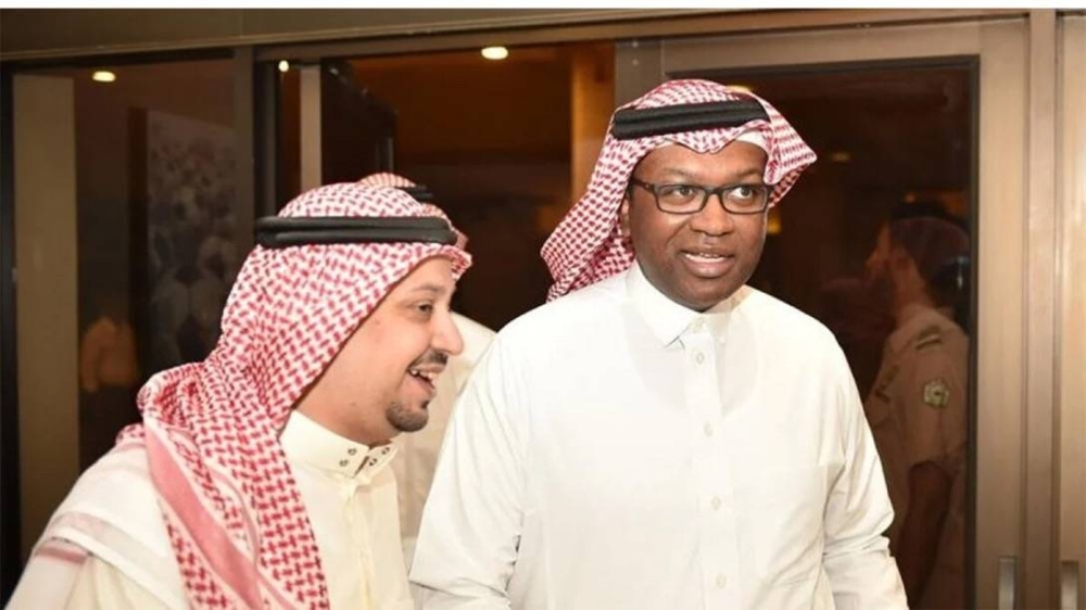 بعد استقالة النفيعي .. من هو "وليد عبدالرزاق" رئيس نادي الأهلي الجديد؟