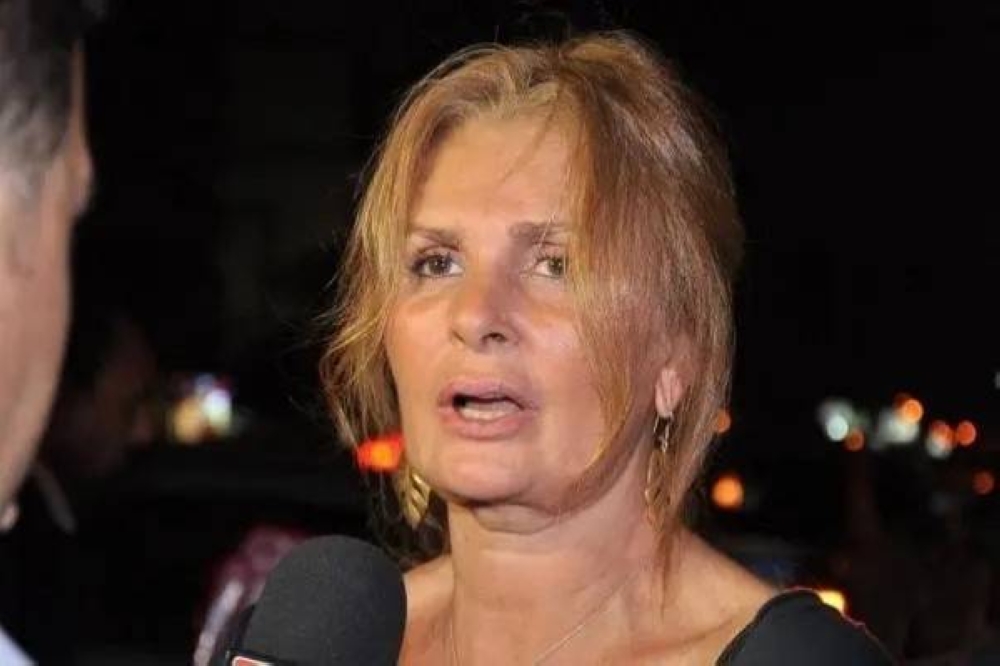 "الزمن غدر بها".. شاهد: كيف بدت الفنانة المصرية " يسرا" في أحدث ظهور لها بعد تقدمها في العمر!





 