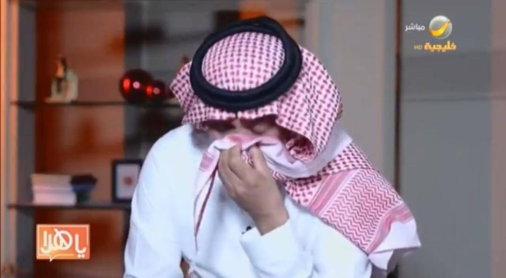 شاهد.. الفنان عبد العزيز السكيرين يبكي أثناء روايته لموقف إنساني جمعه بالفنان الراحل خالد سامي