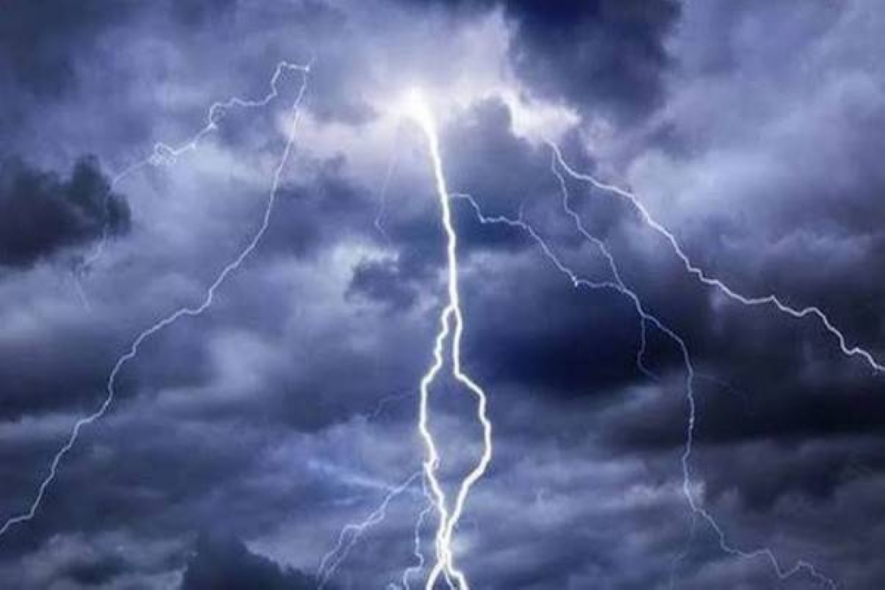 الأرصاد تكشف عن توقعات طقس اليوم الأحد: هطول أمطار رعدية مصحوبة برياح نشطة على هذه المناطق!