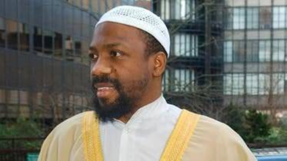 تفاصيل استدراج متطرف شرطية أمريكية للانضمام لداعش وتنفيذ عمليات إرهابية.. "قدم لها هذا العرض"