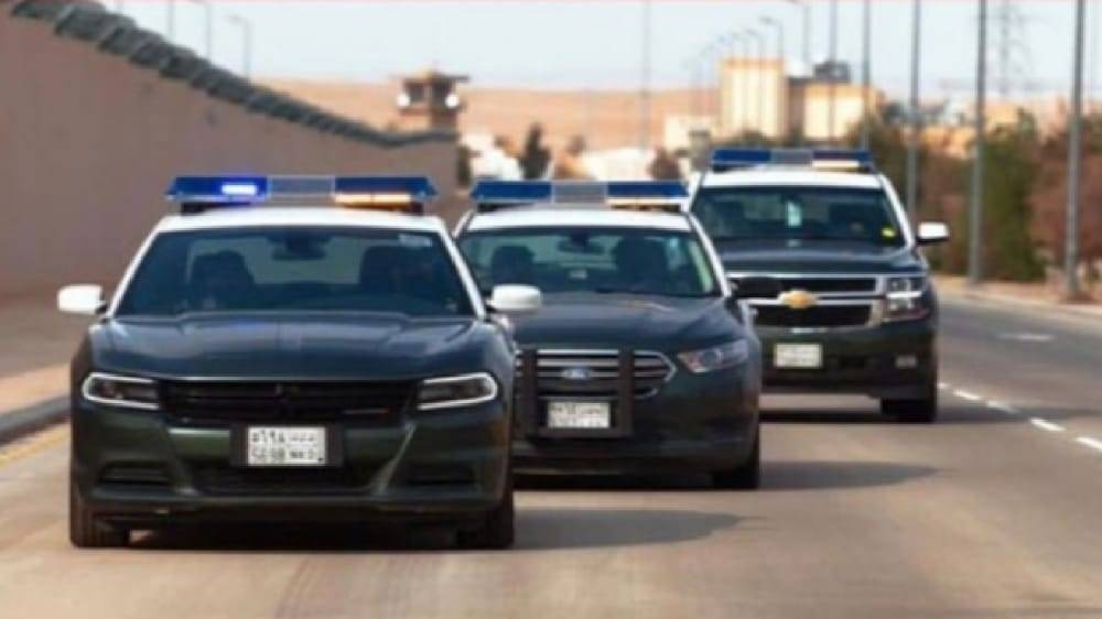 شاهد .. بيان أمني بشأن ظهور عدد من المتحرشين في مقطع فيديو متداول وتحديد هويتهم بالرياض
