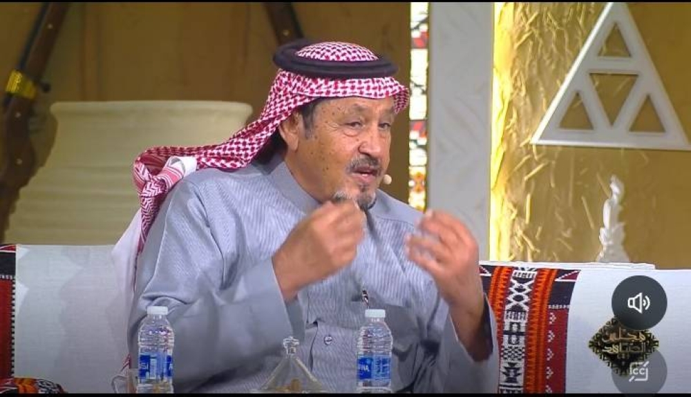 شاهد.. رجل أعمال سعودي يروي قصة رده على صديقه  الأمريكي الذي أصابه بالدهشة بعدما انتقده بدفع مبالغ ضخمة لشراء الإبل