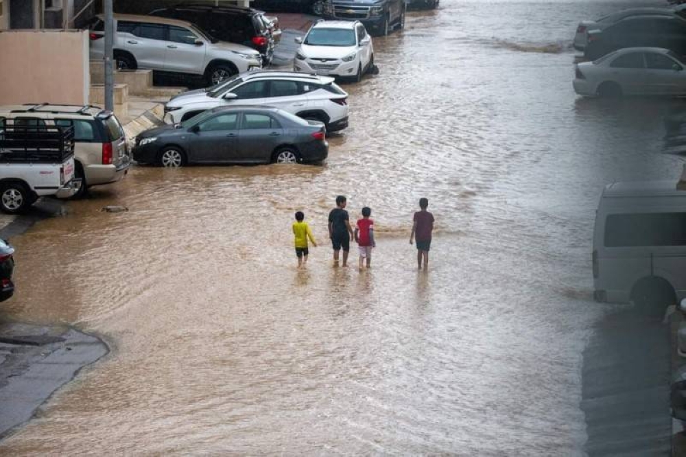 تساقط برد وسيول وارتفاع في الأمواج .. تنبيه متقدم من الأرصاد لسكان جدة من تقلبات جوية خلال الساعات القادمة