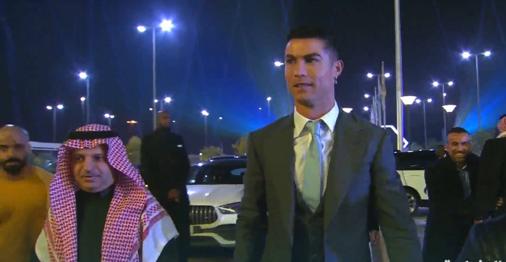 شاهد .. حفل تقديم كريستيانو رونالدو لاعب النصر من ملعب مرسول بارك