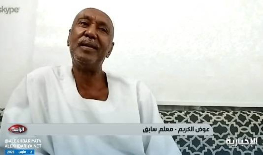 المشاغبون كانوا أكثر حرصا على تقديري.. شاهد: أول تعليق من المعلم السوداني الذي التقى طلابه السعوديين بعد فراق 25عاما