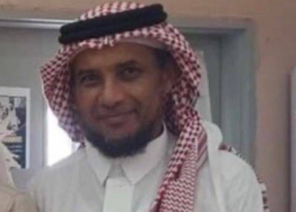 وفاة وكيل مدرسة وزوجته وأبنائهما الأربعة في حادث مروع أثناء عودتهم من الرياض إلى جازان