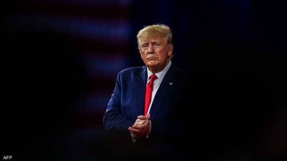 بعد مثوله أمام المحكمة .. الكشف عن طول ترامب الحقيقي ووزنه ووظيفته