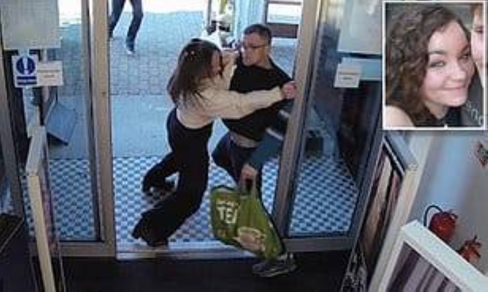 شاهد.. ردة فعل صاحبة متجر في بريطانيا تجاه لصين حاولا سرقة عطور ثمينة