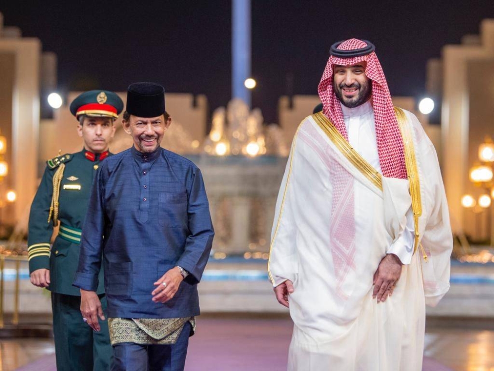 بالصور : ولي العهد‬⁩ يستقبل في الديوان الملكي في جدة  سلطان بروناي دار السلام
