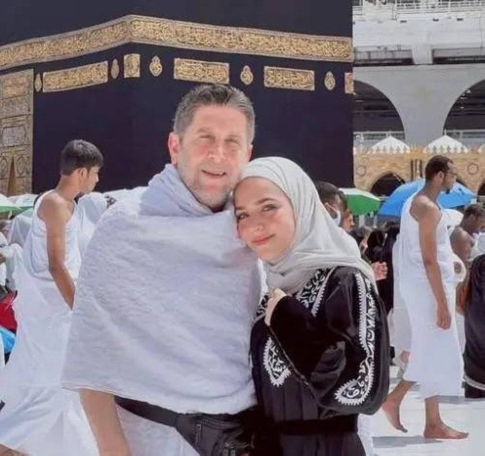 طبيب الفنان الراحل "محمد قنوع" يكشف عدد السجائر التي كان يدخنها  قبل وفاته