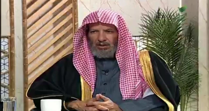 بالفيديو.. "الشثري" يكشف حكم تطهر الرجل بفضل ماء خلت به المرأة والعكس