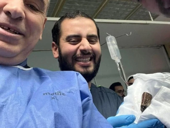 مصري يذهب للمستشفى لمعاناته من آلام شديدة في المعدة منذ عام ونصف .. وعند فحصه كانت المفاجأة! صور