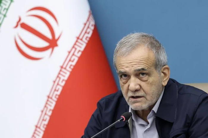 أول تعليق من الرئيس الإيراني بعد الضربات الأمريكية التي استهدفت 3 منشآت نووية
