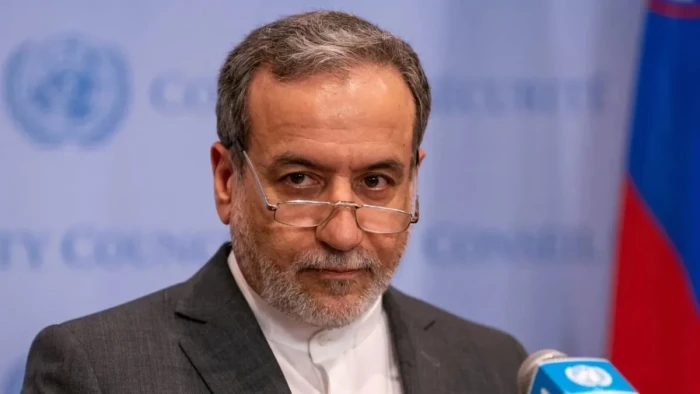 "نبرة غير محترمة".. أول رد إيراني على هجوم ترامب ضد خامنئي
