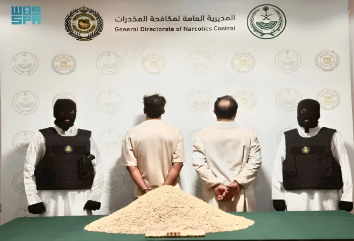 طريقة جديدة للتهريب.. بالفيديو: ضبط 400 ألف حبة من الإمفيتامين المخدر مخبأة داخل أنابيب بلاستيكية في "أحشاء أغنام"  بحفر الباطن