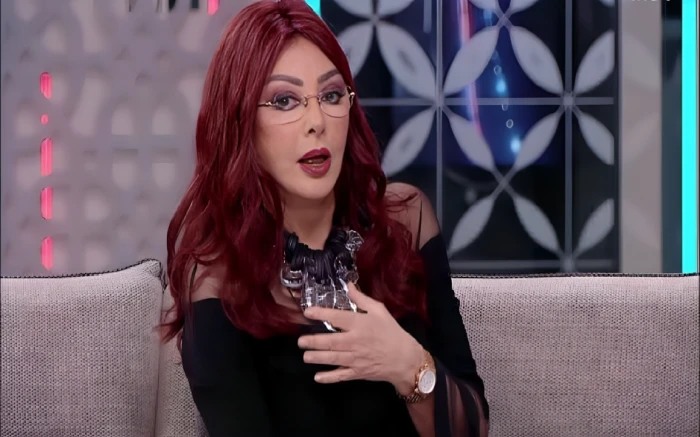 نبيلة عبيد تدخل في نوبة بكاء بسبب شقتها بعد تعديل قانون الإيجار القديم:عايزين ياخدوا شقتي أروح فين بهدومي وحاجاتي!