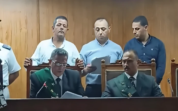 بالفيديو ..  لحظة النطق بالحكم على سائق  الشاحنة  المتسبب في وفاة "فتيات العنب"  في مصر