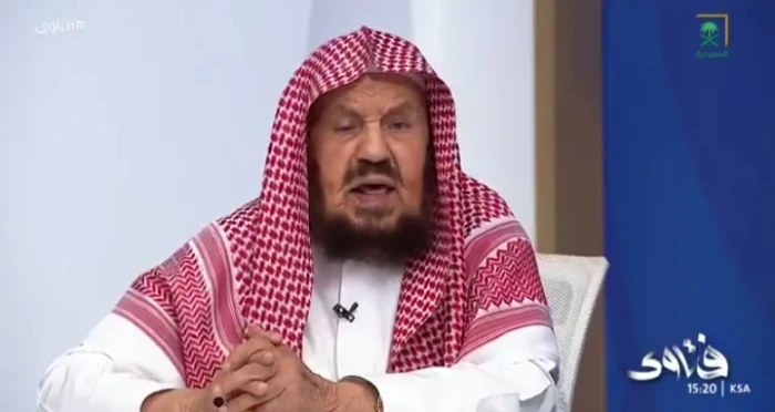 هل الاشتراك في صناديق استثمارية تقدم أرباحًا مضمونة جائزة شرعا؟.. بالفيديو: الشيخ المنيع يجيب