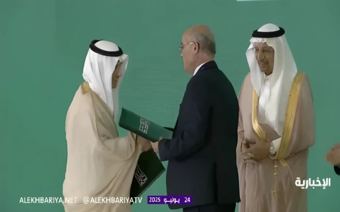 بالفيديو.. توقيع ‏47 اتفاقية في المنتدى السعودي السوري بقصر الشعب في دمشق.. والكشف عن إجمالي تكلفتها