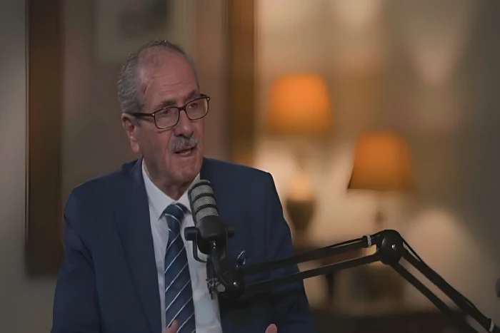 نحن من عائلة النبوة.. بالفيديو: والد الرئيس السوري أحمد الشرع يكشف عن أصول عائلتهم والقرية التي نشأ فيها