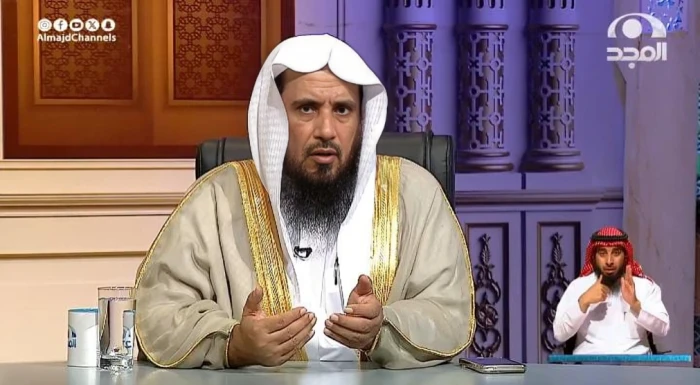 من دخل في سوق الأسهم ولم يستطع البيع بسبب الخسارة هل تجب عليه زكاة؟.. بالفيديو.. الخثلان يجيب