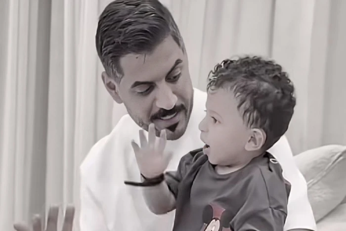 ‏قبل قليل .. وفاة الطفل عساف نجل مشهورة سناب " يوشا عبد العزيز " غرقًا في مسبح