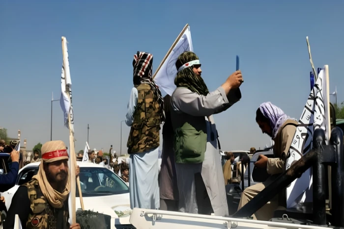 حركة طالبان المتطرفة تعلن قطع الإنترنت في أفغانستان "منعاً للمنكرات والفحشاء"