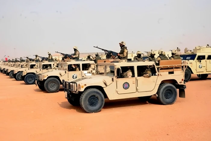 أول تعليق من مصر على مزاعم إسرائيلية حول انتشار قوات عسكرية مصرية في سيناء